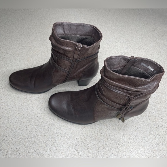 Patrizia Winona Brown Heeled Ankle Leather Boots Tassel Size 38 (7.5) - Picture 3 of 12